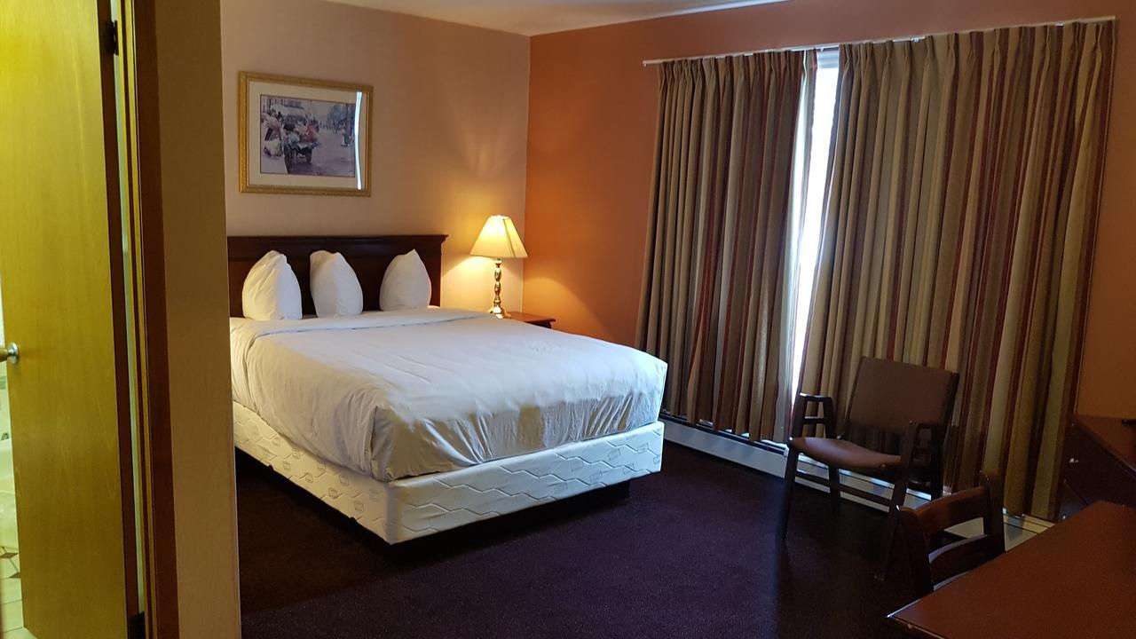 Queens Arms Inn 샬럿타운 외부 사진
